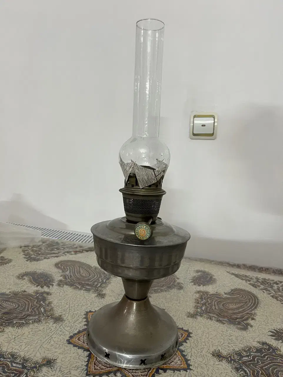 چراغ گردسوز نفتی مارک معروف خورشید قدیمی|کلکسیون اشیاء عتیقه|رباطکریم, رباطکریم|دیوار
