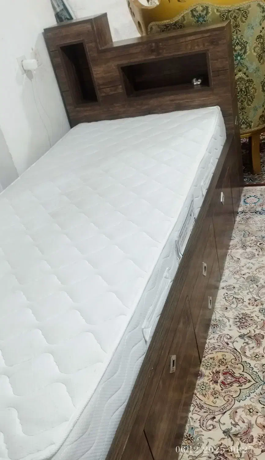 تخت دونفره وتکنفره باکس دار یک شکل|تخت و سرویس خواب|گرگان, |دیوار