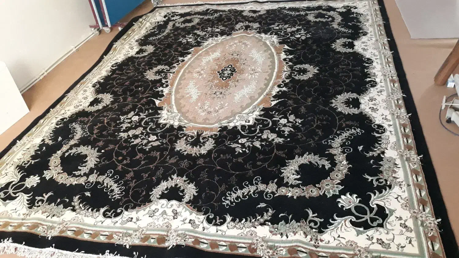 دو تا فرش ماشینی دست دوم|فرش|قوچان, |دیوار