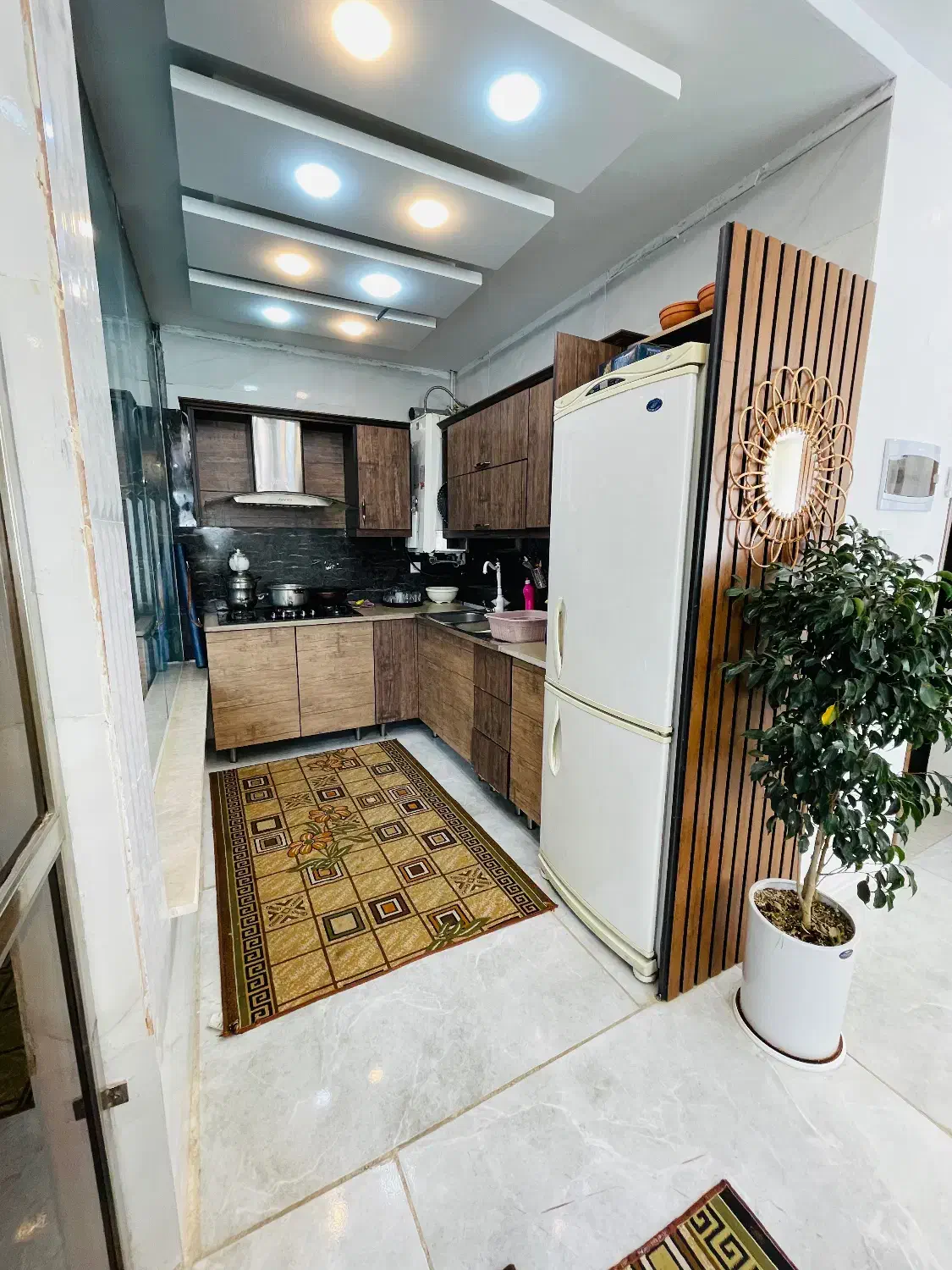 اجاره باغ زردنجان استخر اب گرم|اجارهٔ کوتاهمدت ویلا و باغ|اصفهان, سرشبادران|دیوار