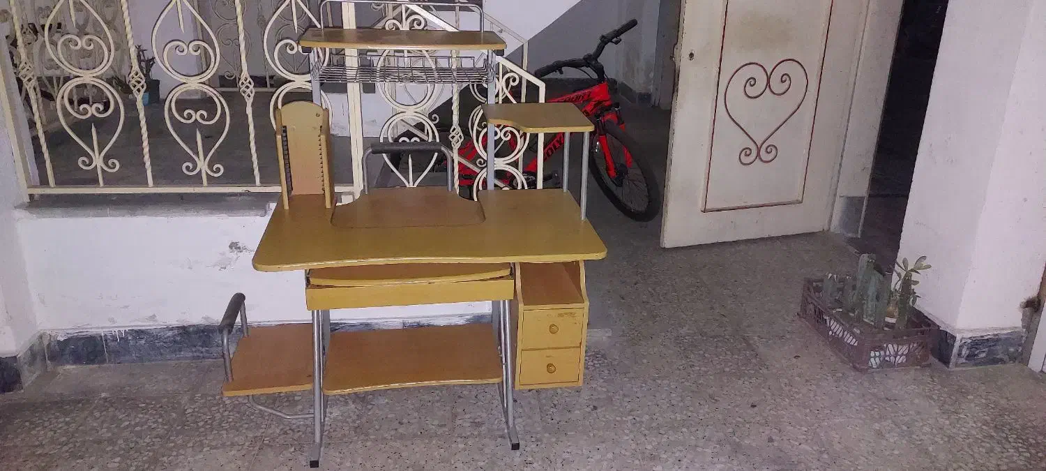 میز کامپیوتر|میز تحریر و کامپیوتر|ساری, |دیوار