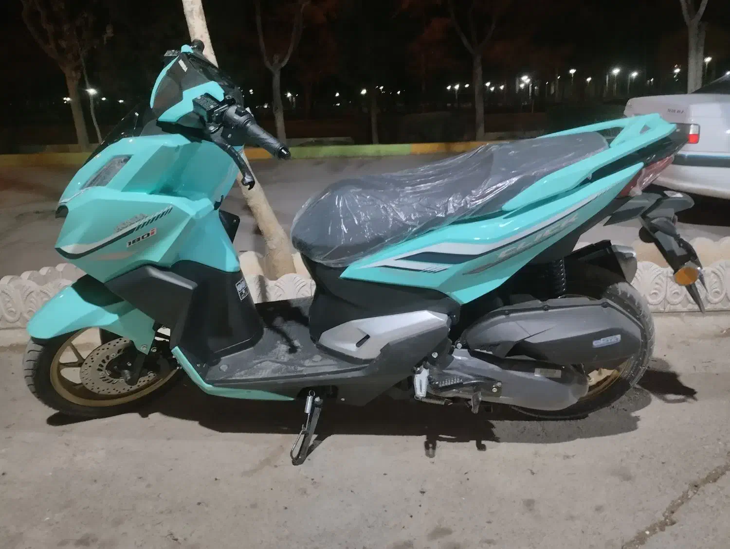 کلیک 180cc رنگ خاص|موتورسیکلت|شهرضا, |دیوار