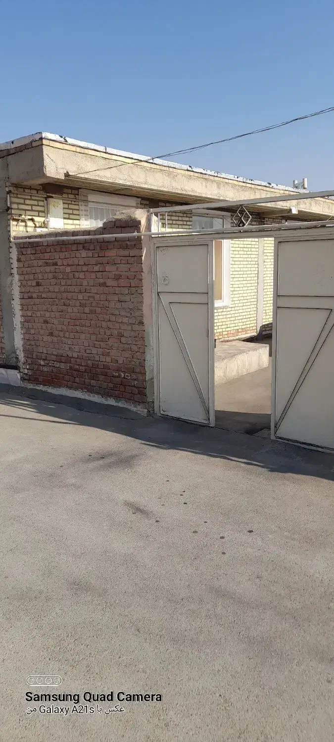 حیاط مسکونی روستای میناس|فروش خانه و ویلا|سلماس, |دیوار