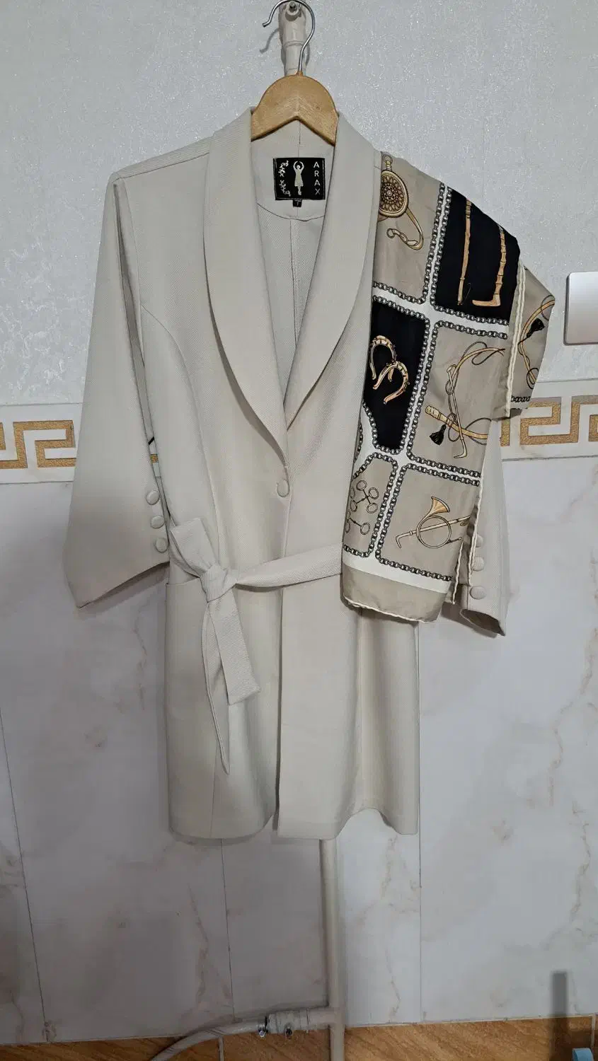 مانتو کتی و شال ساتن|لباس|نسیمشهر, |دیوار