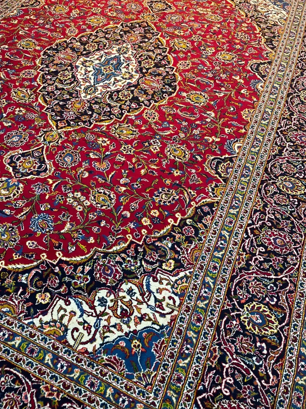 فرش دستبافت کاشان ۱۲متری|فرش|گرگان, |دیوار