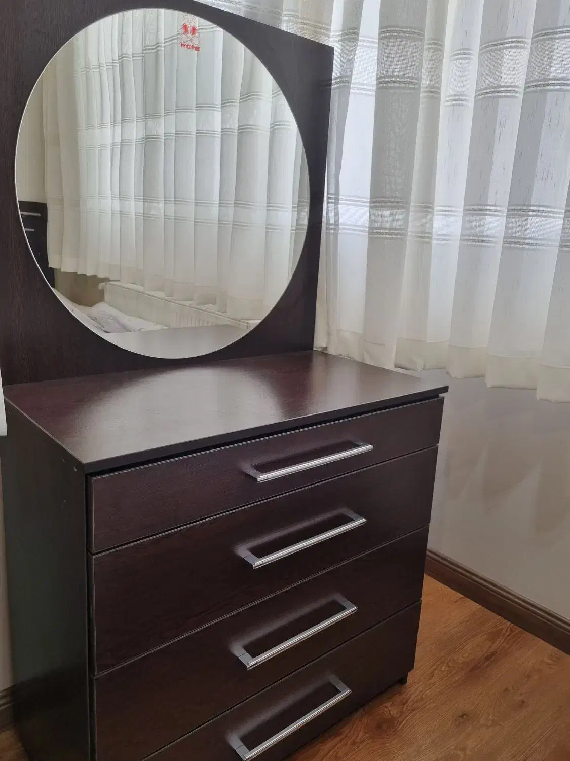 تخت ومیز آرایش ام دی اف ترکیه،|تخت و سرویس خواب|تبریز, |دیوار