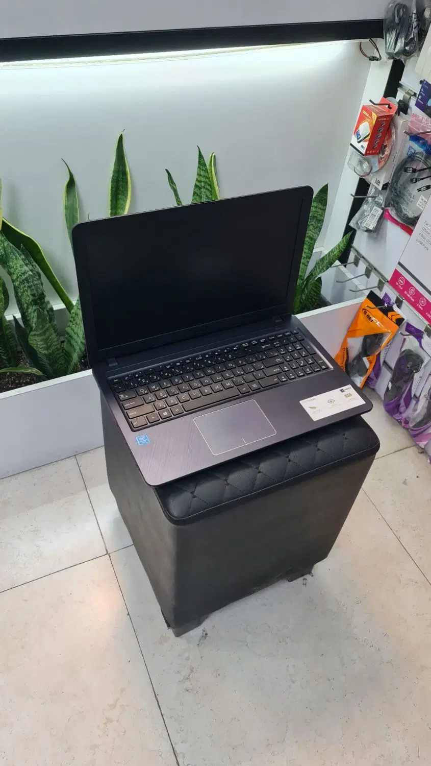 لپ تاپ ASUS VivoBook X543|رایانه همراه|تهران, فلسطین (میدان انقلاب)|دیوار