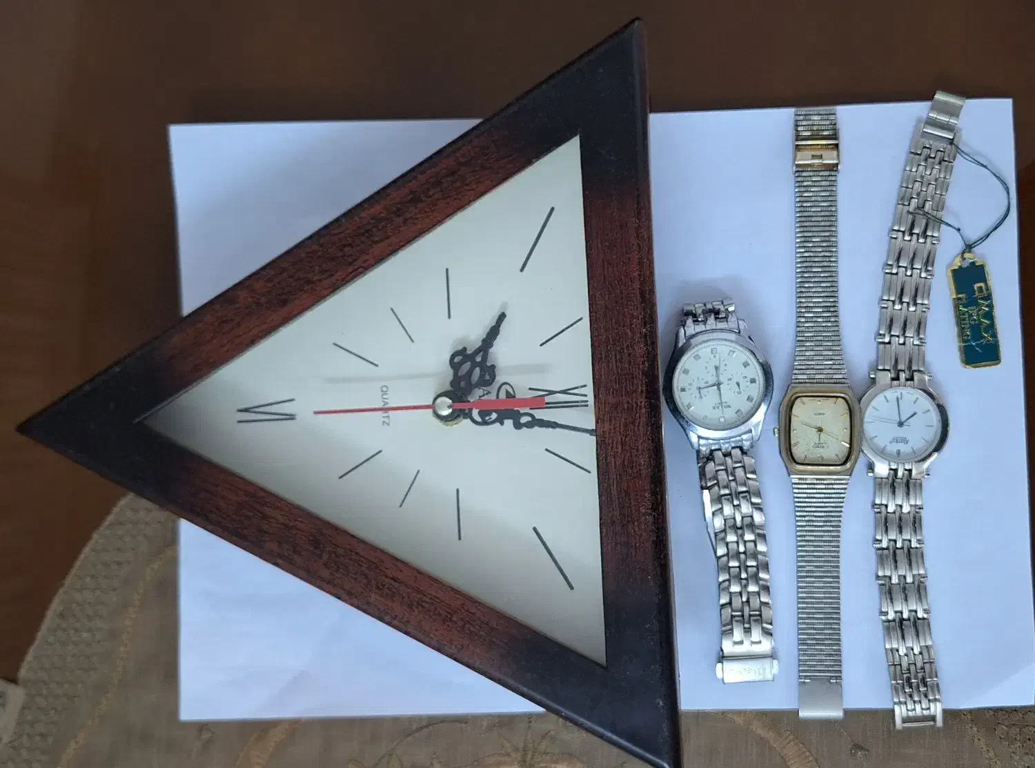 ساعت دیواری|ساعت|اندیشه, اندیشه فاز ۳|دیوار