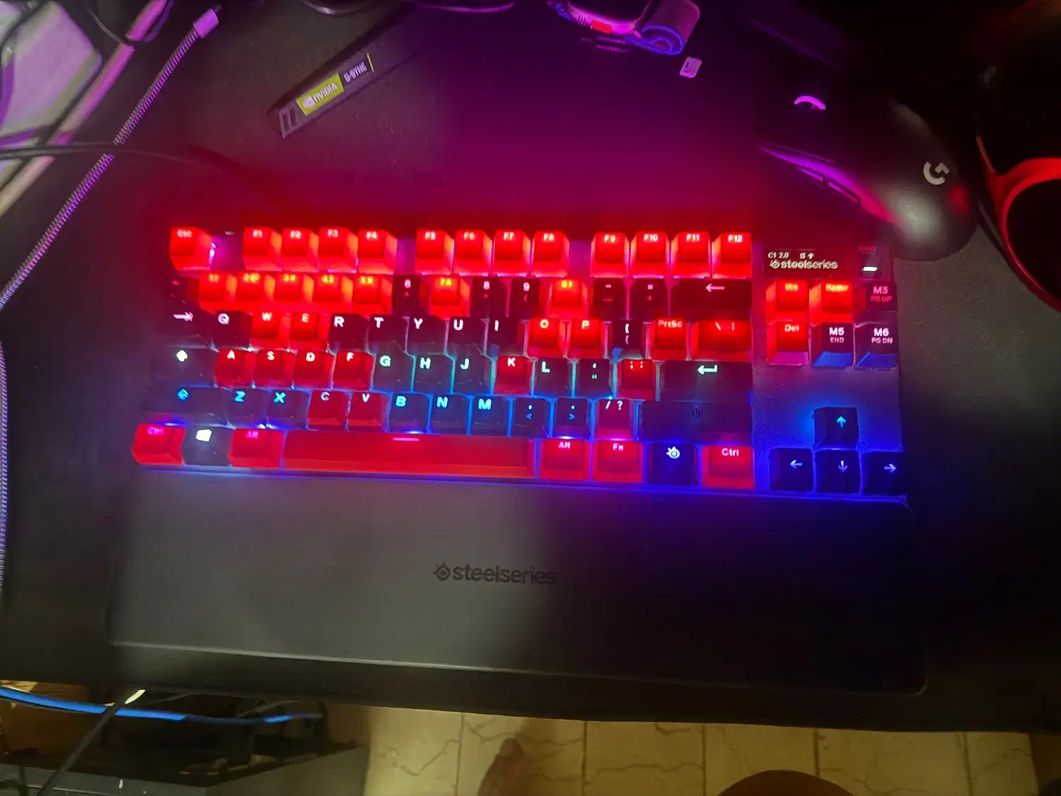 ایپکس پرو tkl|قطعات و لوازم جانبی رایانه|تهران, جنت‌آباد جنوبی|دیوار