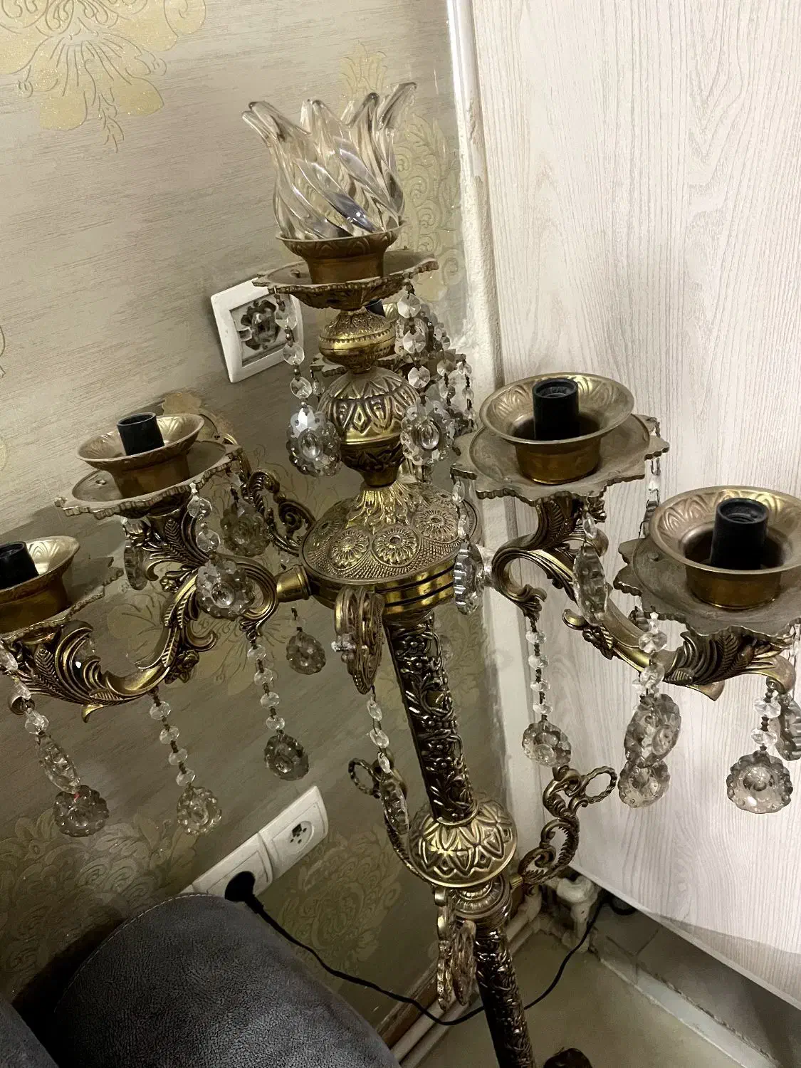 اباژور کنار سالنی|چراغ خواب و آباژور|مشهد, خواجه ربیع|دیوار