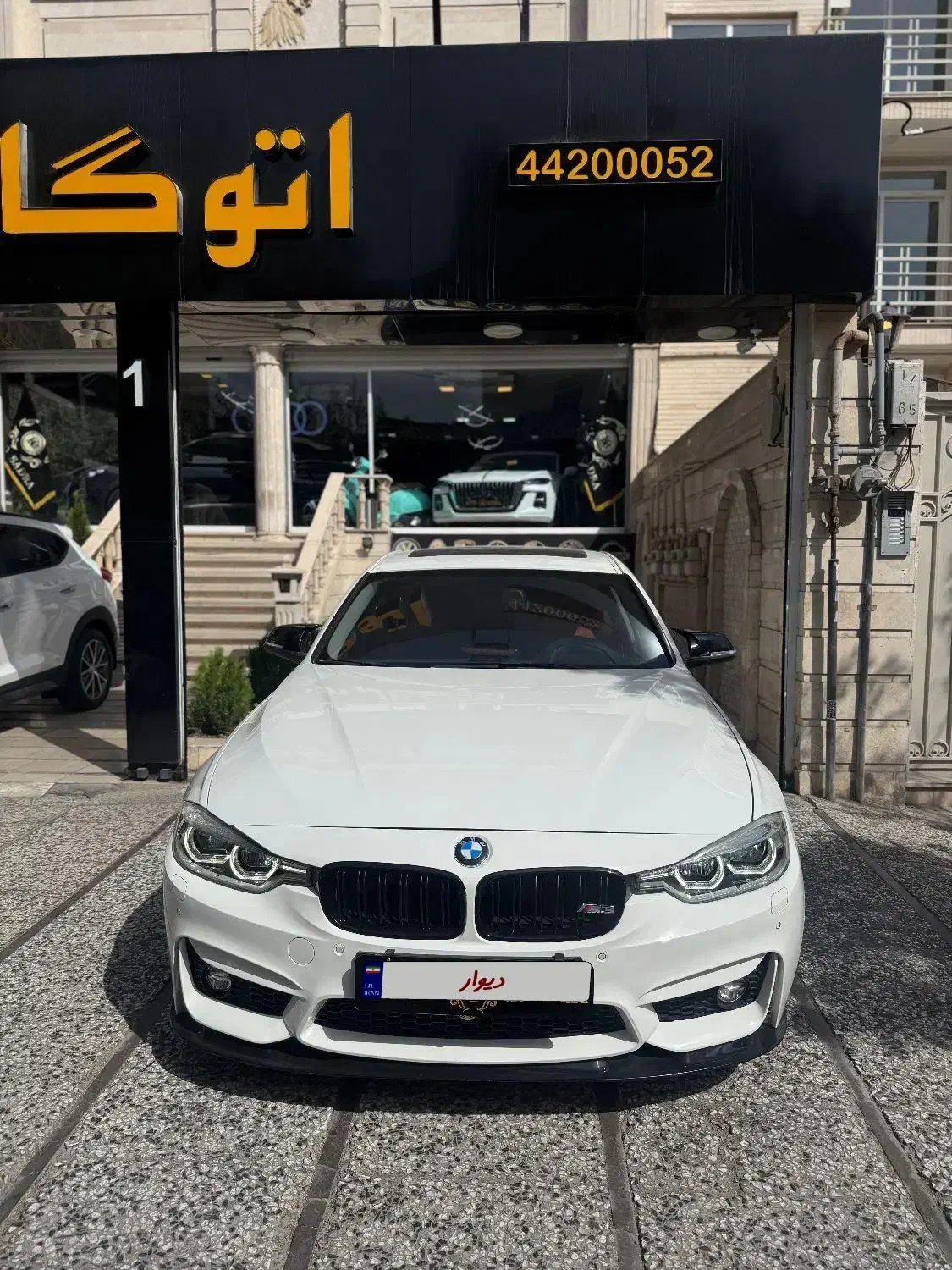 2013 مدل Bmw 320|خودرو سواری و وانت|تهران, صادقیه|دیوار