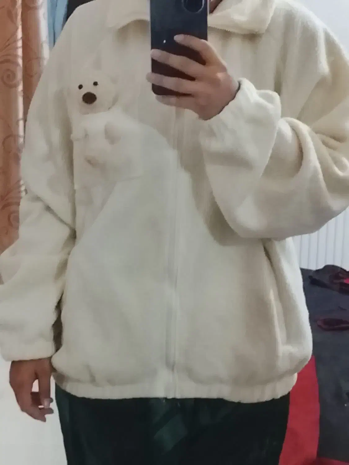 هودی|لباس|بهارستان, |دیوار