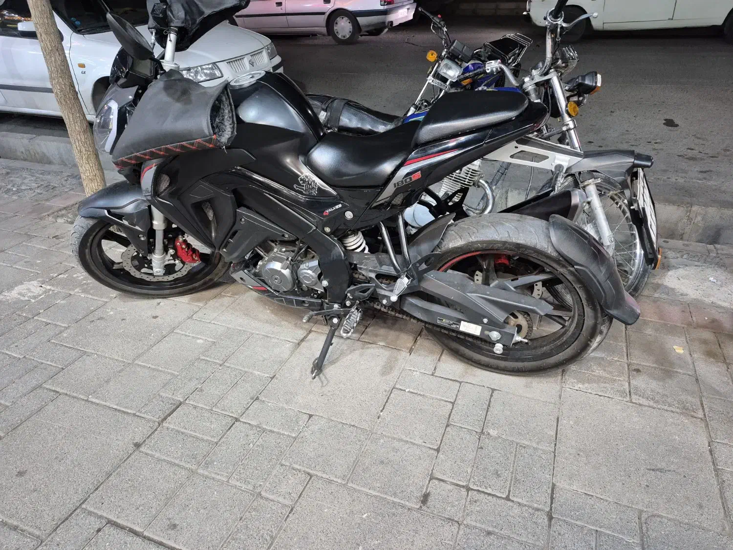 بنلی ۱۸۰ مشکی|موتورسیکلت|اشتهارد, |دیوار