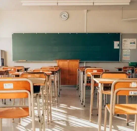 مشاوره اخذ مدرک قانونی در سریع ترین زمان|خدمات آموزشی|قزوین, |دیوار