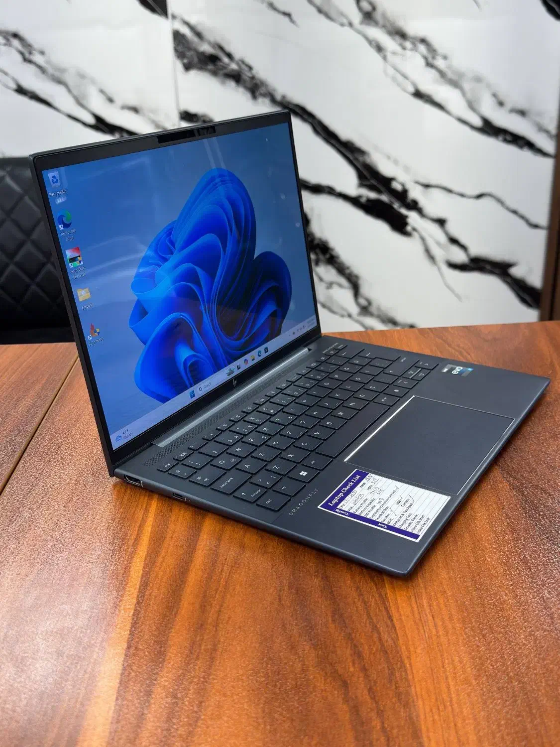 لپتاپ 900 گرمی با کیفیت Hp Dragonfly G4بدون کارکرد|رایانه همراه|تهران, فلسطین (میدان انقلاب)|دیوار