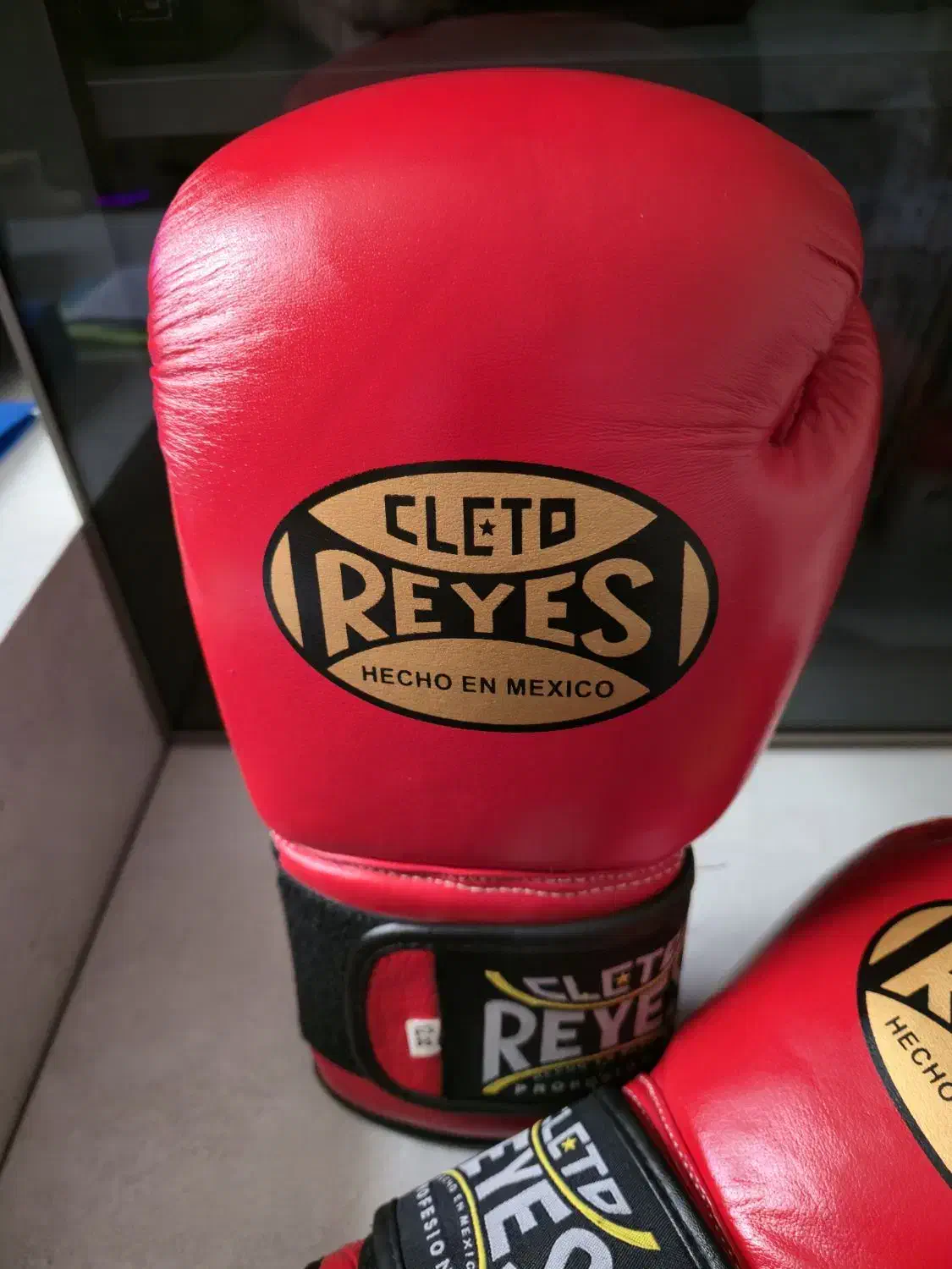 دستکش بوکس Reyes|تجهیزات ورزشی|یزد, |دیوار