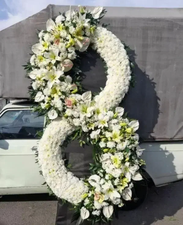 تاج گل با قیمت مناسب ارسال به تمام نقاط استان|خدمات پذیرایی، مراسم|کرمانشاه, |دیوار