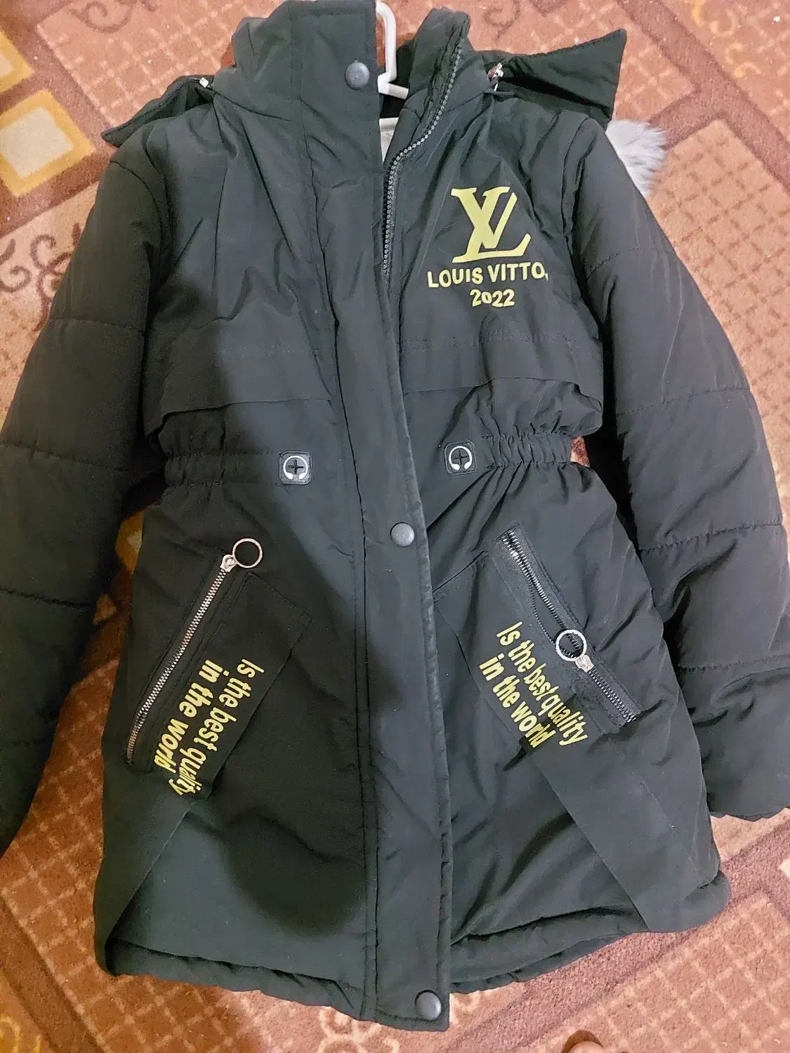 کاپشنضخیممشکی|لباس|مشکیندشت, |دیوار