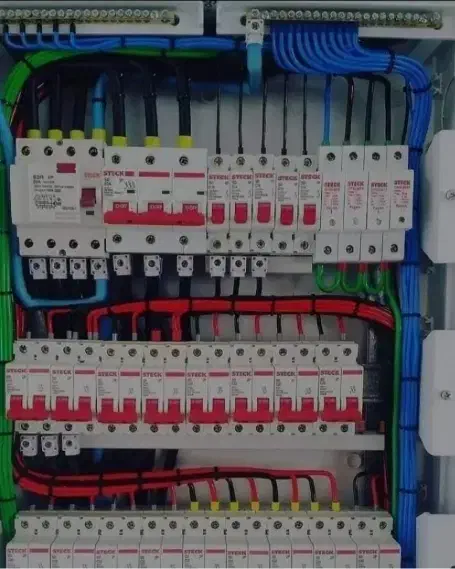 برقکار برق تمام نقاط شبانه روزی|خدمات پیشه و مهارت|کرج, فاز ۳ گوهردشت|دیوار