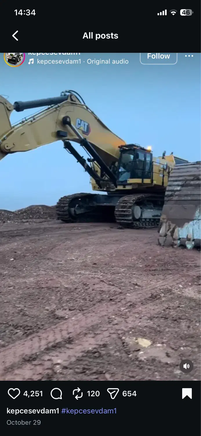 راننده بیل مکانیکی دارای گواهینامه ویژه|استخدام معماری، عمران و ساختمانی|بجنورد, |دیوار