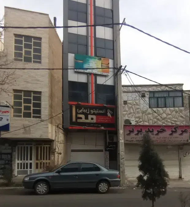 ۶۰ متر/ تک واحد/آسانسور/ سندار/ انقلاب بین ۳ و ۴|فروش دفتر کار، اتاق اداری، مطب|کرج, فاز ۳ گوهردشت|دیوار