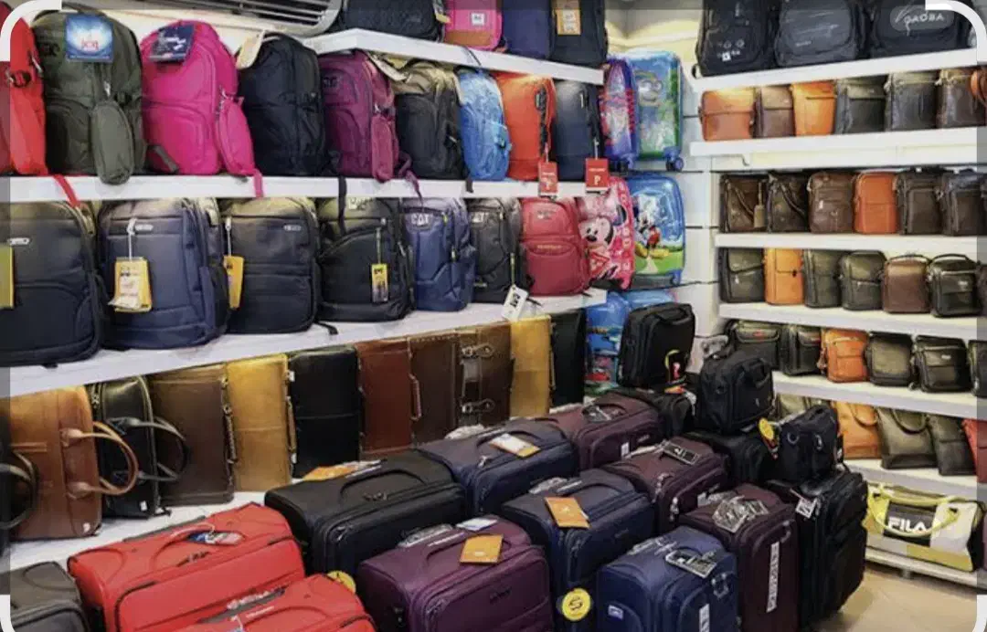 اجاره مغازه بر بازار کیف و سراجی|اجارهٔ مغازه و غرفه|تهران, سیروس|دیوار