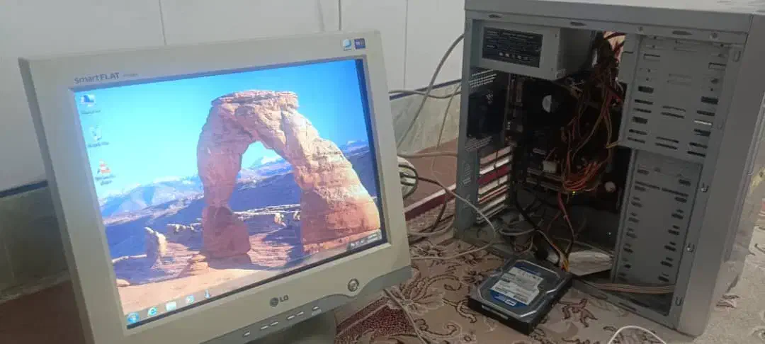 کامپیوتر سالم|رایانه رومیزی|گنبد کاووس, |دیوار