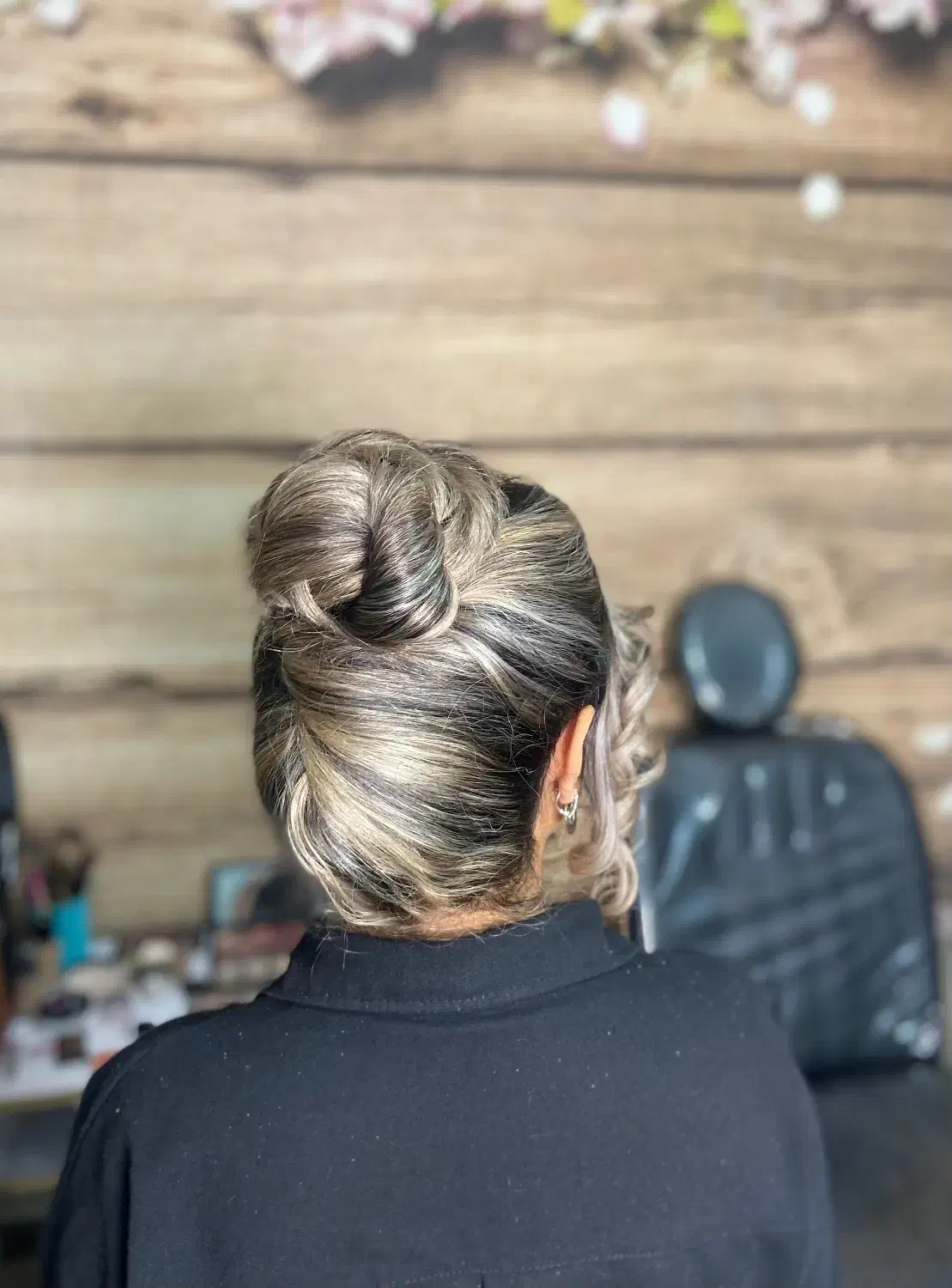 تخفیف اموزش شنیون و زلف با مدرک فنی حرفه ای|خدمات آموزشی|شیراز, میانرود|دیوار