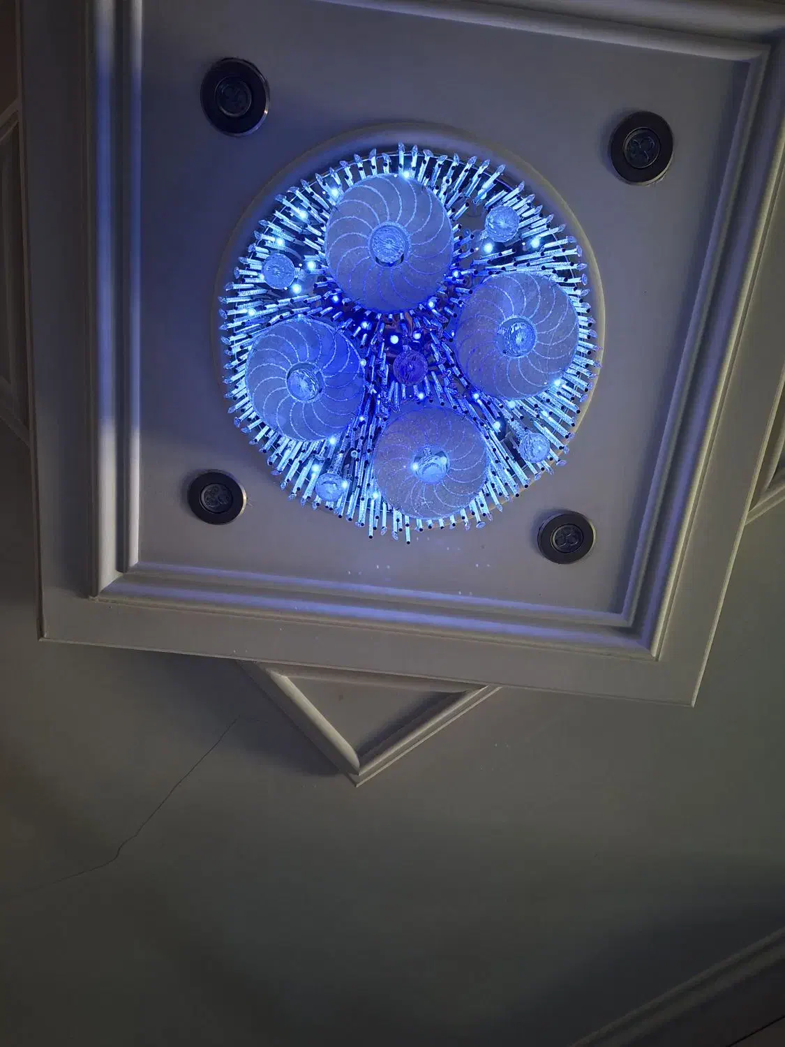 لوستر کنترل دار|لوستر و چراغ آویز|مشهد, ایثارگران|دیوار