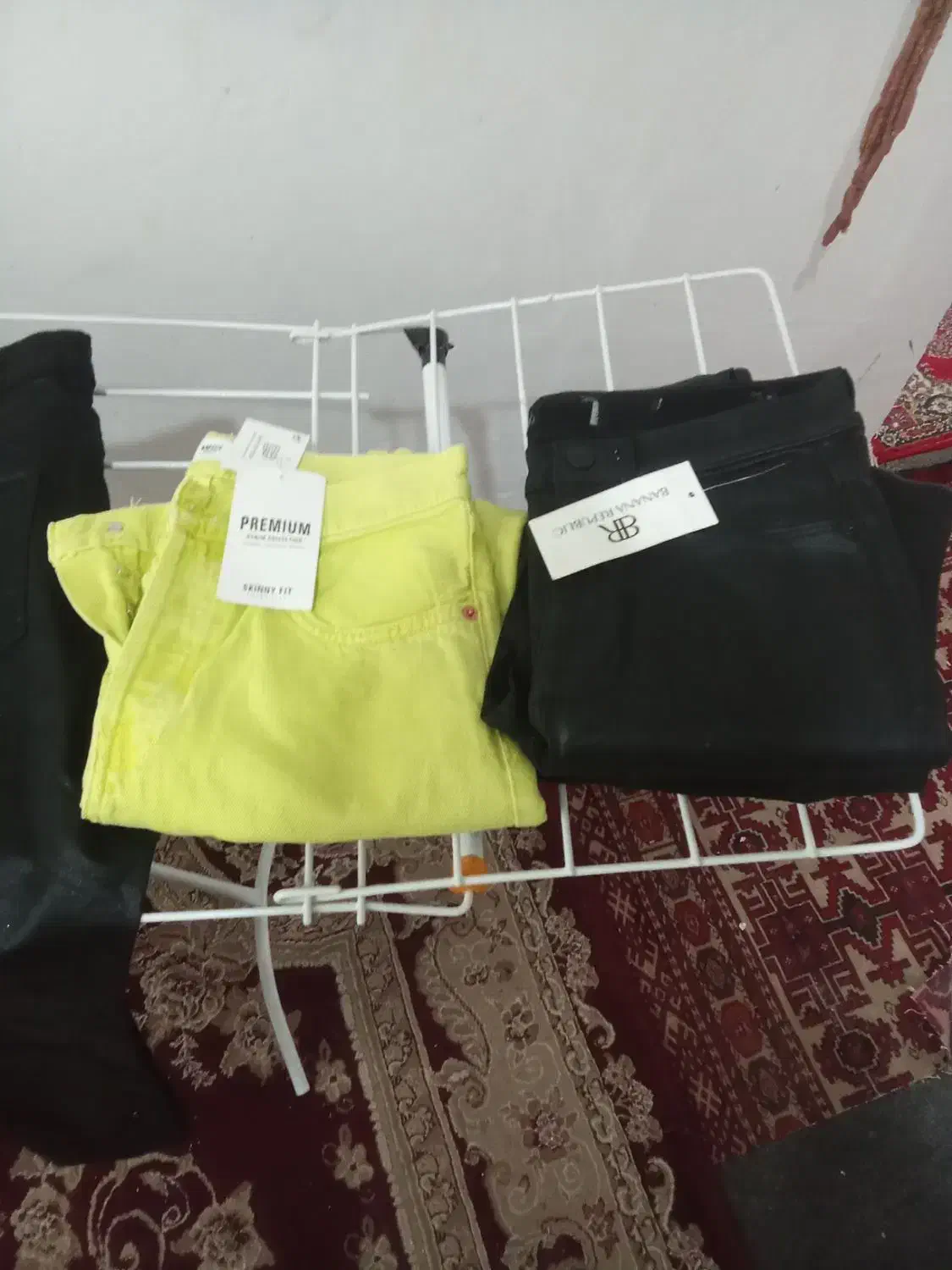 بارانی شلوار|لباس|رشت, کوی قدس|دیوار