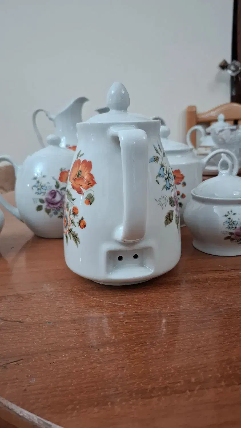 سرویس و پارچ وقندان|ظروف سرو و پذیرایی|رشت, لاکانی|دیوار