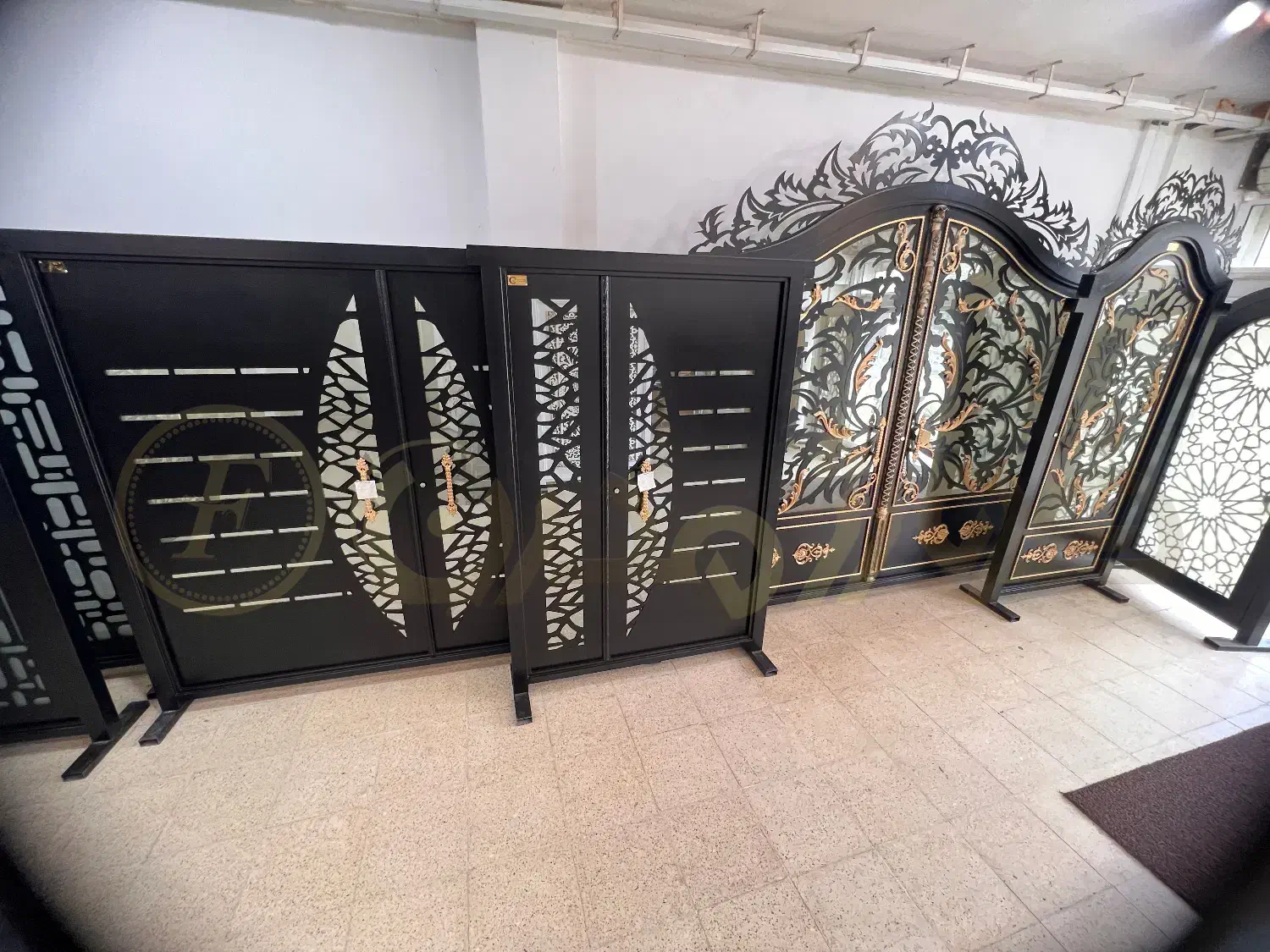 درب حیاطی و پارکینگی لیزری|مصالح و تجهیزات ساختمان|لاهیجان, کوی آزادگان|دیوار