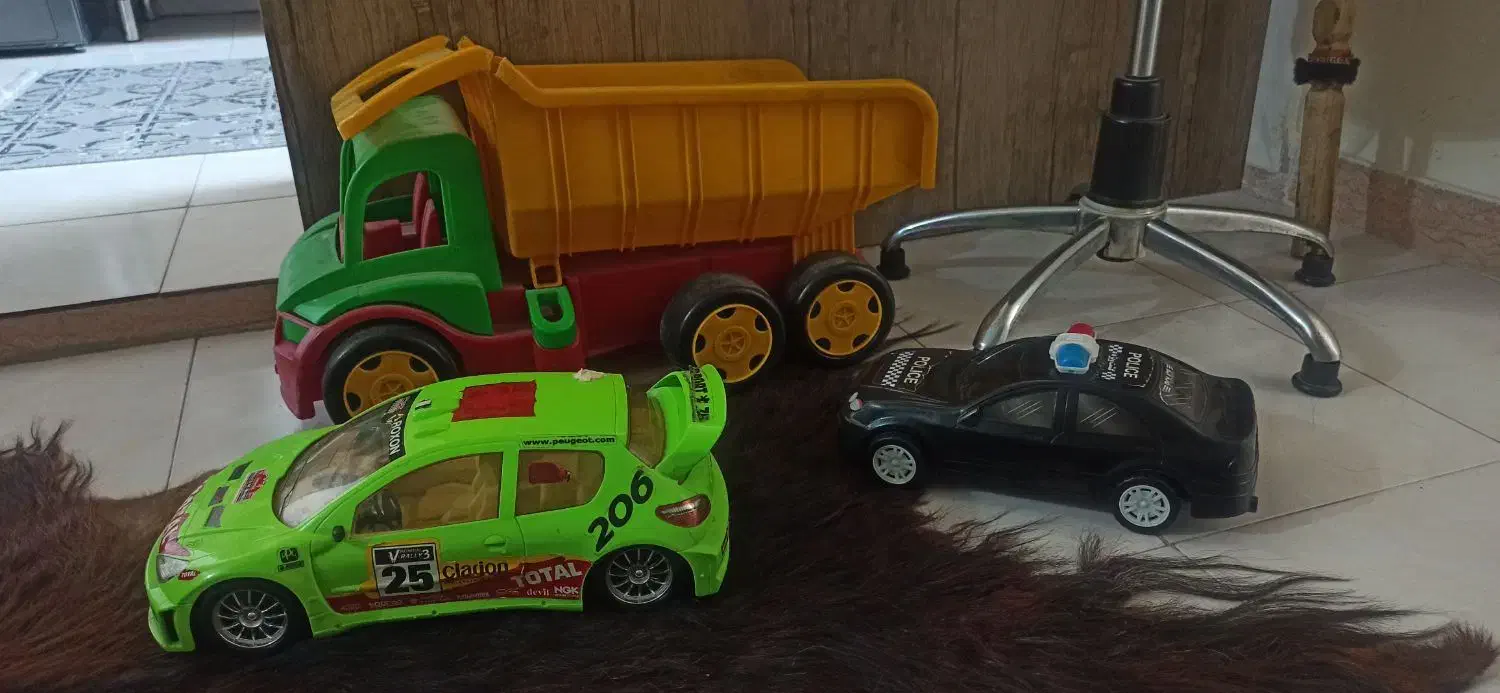 اسباب بازی ماشین کنترلی ارگ عروسک کامیون|اسباببازی|تهران, وحیدیه|دیوار