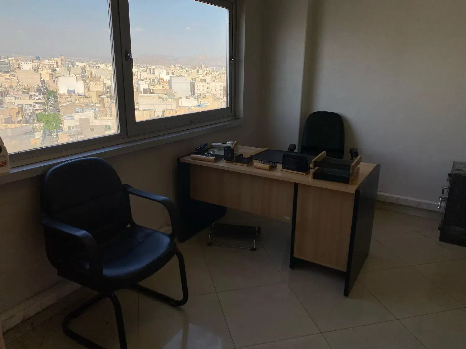 اتاق جهت دفتر وکالت و کارشناس رسمی دادگستری|اجارهٔ دفتر کار، اتاق اداری، مطب|تهران, اسکندری|دیوار