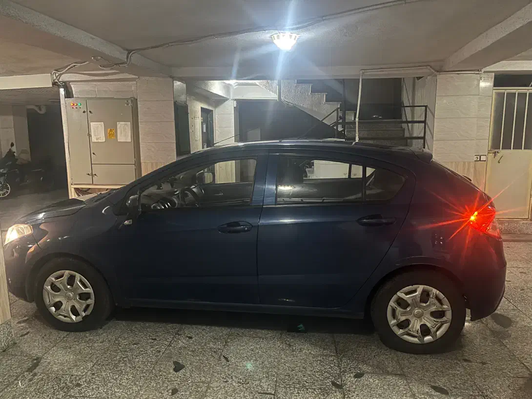 برلیانس ۲۲۰|خودرو سواری و وانت|رشت, پاستوریزه|دیوار