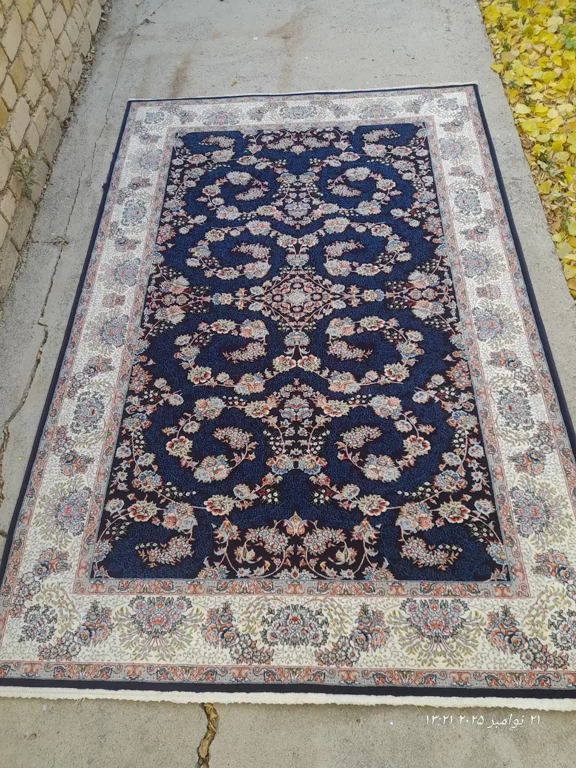 ۲ عدد فرش ۶ و ۴متری ۷۰۰ شانه|فرش|شازند, |دیوار