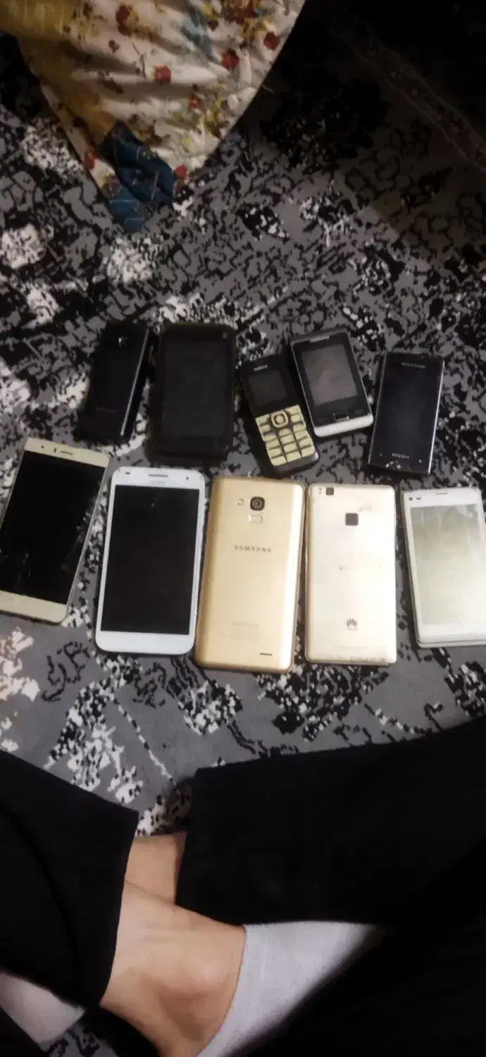 همه ی گوشیا دسته تعمیرنشده معاوضه میکنم|موبایل|گنبد کاووس, |دیوار