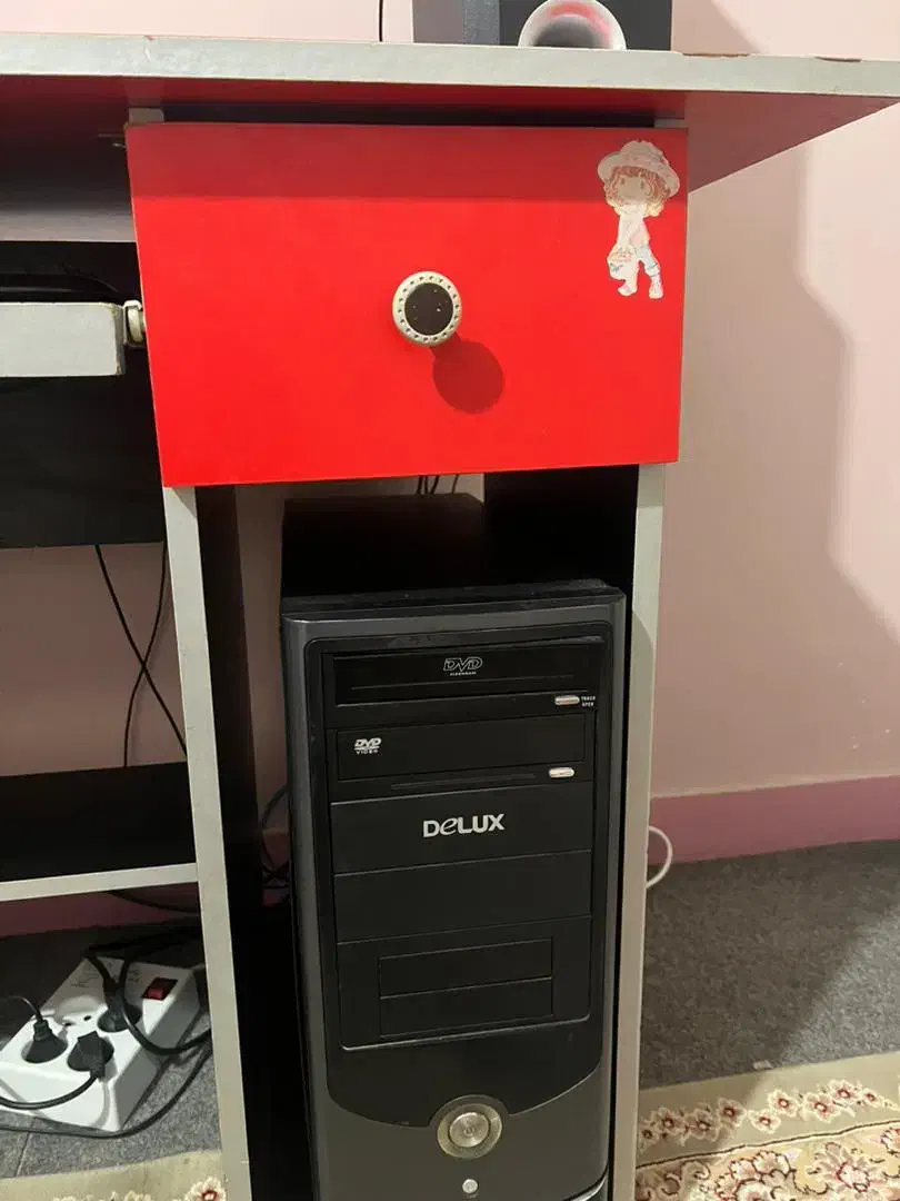 میز تحریر و میز کامپیوتر|میز تحریر و کامپیوتر|گرگان, |دیوار