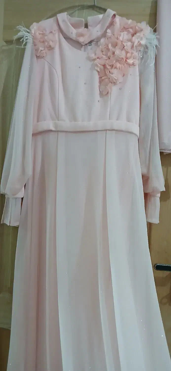 لباس مجلسی|لباس|نظرآباد, رسالت|دیوار