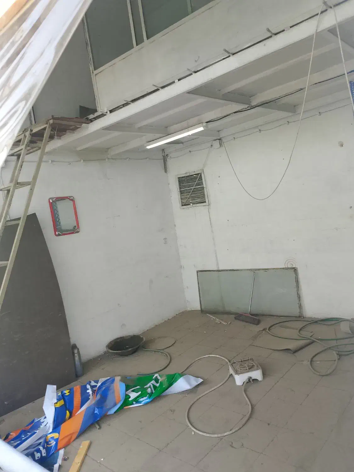 مغازه ۱۶ متر با ۸ متر بالکن|فروش مغازه و غرفه|تهران, شهرک شریفی|دیوار