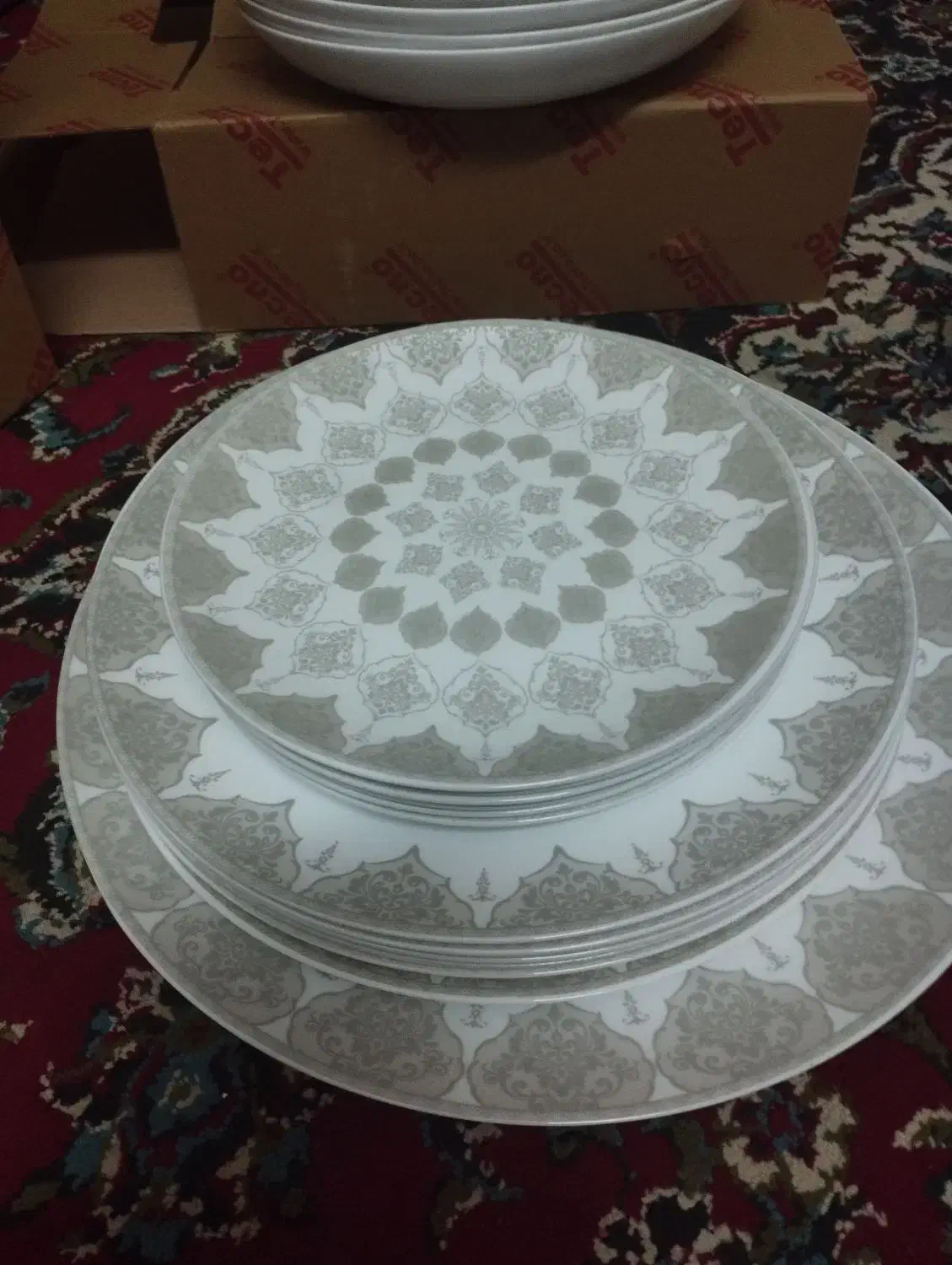 ظروف چینی|ظروف سرو و پذیرایی|مشهد, کارمندان دوم|دیوار