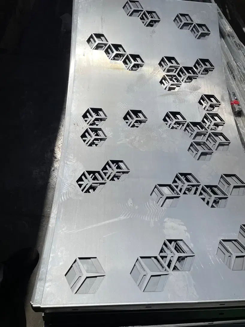 تولید تخصصی پنلهای نما مشبک فلزی و نرده حفاظ مشبک|مصالح و تجهیزات ساختمان|خاوران, |دیوار