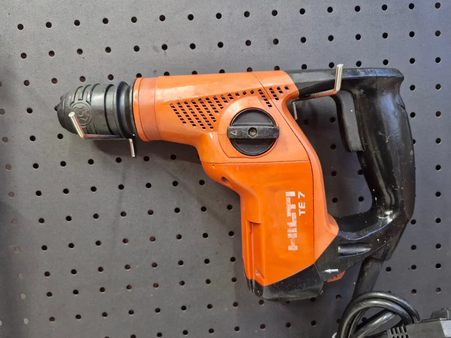 دریل هیلتی مدل TE 7 در حد نو|ابزارآلات|تهران, جمال‌زاده|دیوار