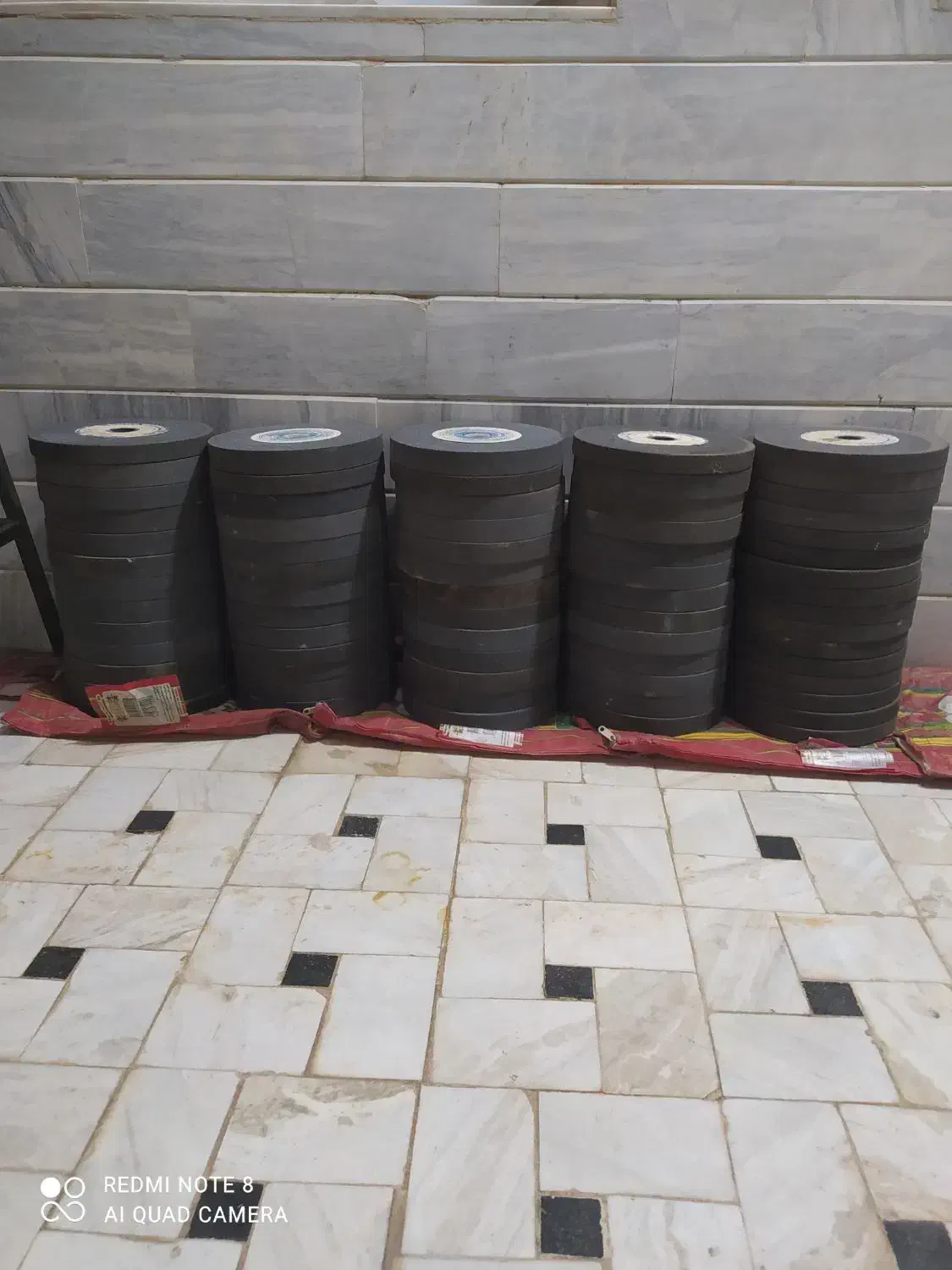 سنگ رومیزی سنباده چاقو تیز کنی سایز ۲۵ سانت|ابزارآلات|قم, بیست متری ولیعصر|دیوار