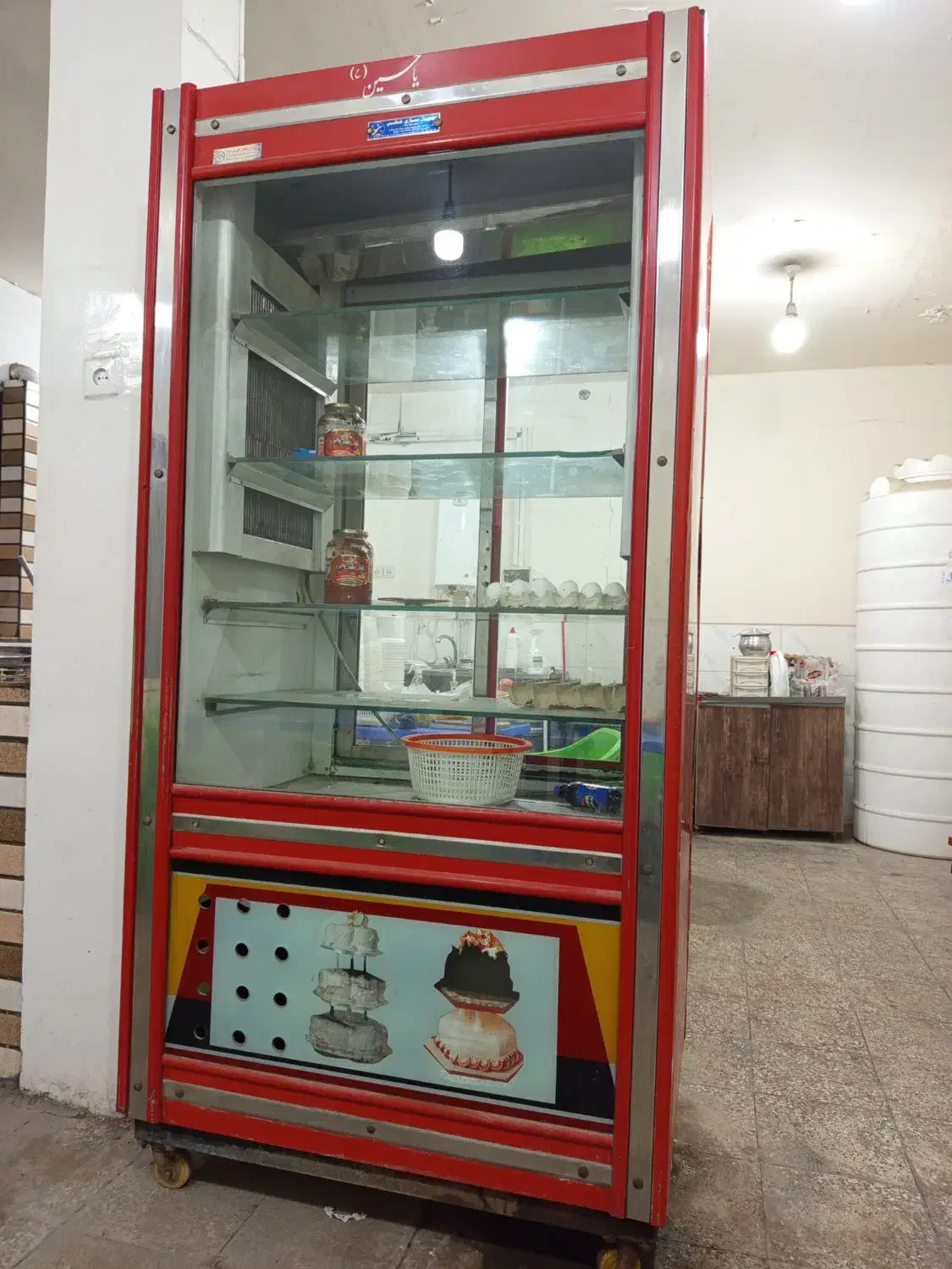 یخچال ویترینی وفر طرح گاز|کافی‌شاپ و رستوران|باوی, |دیوار