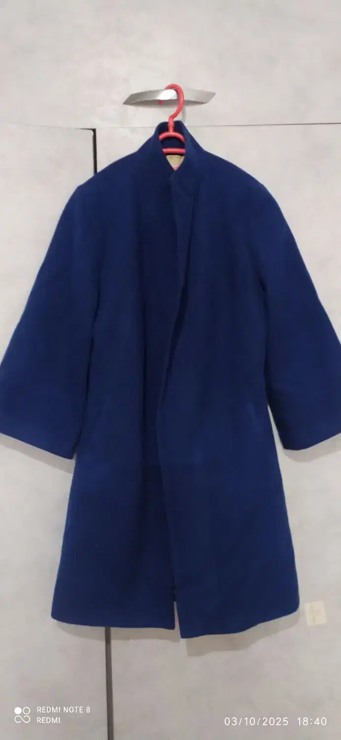 پالتو|لباس|طرقبه, |دیوار