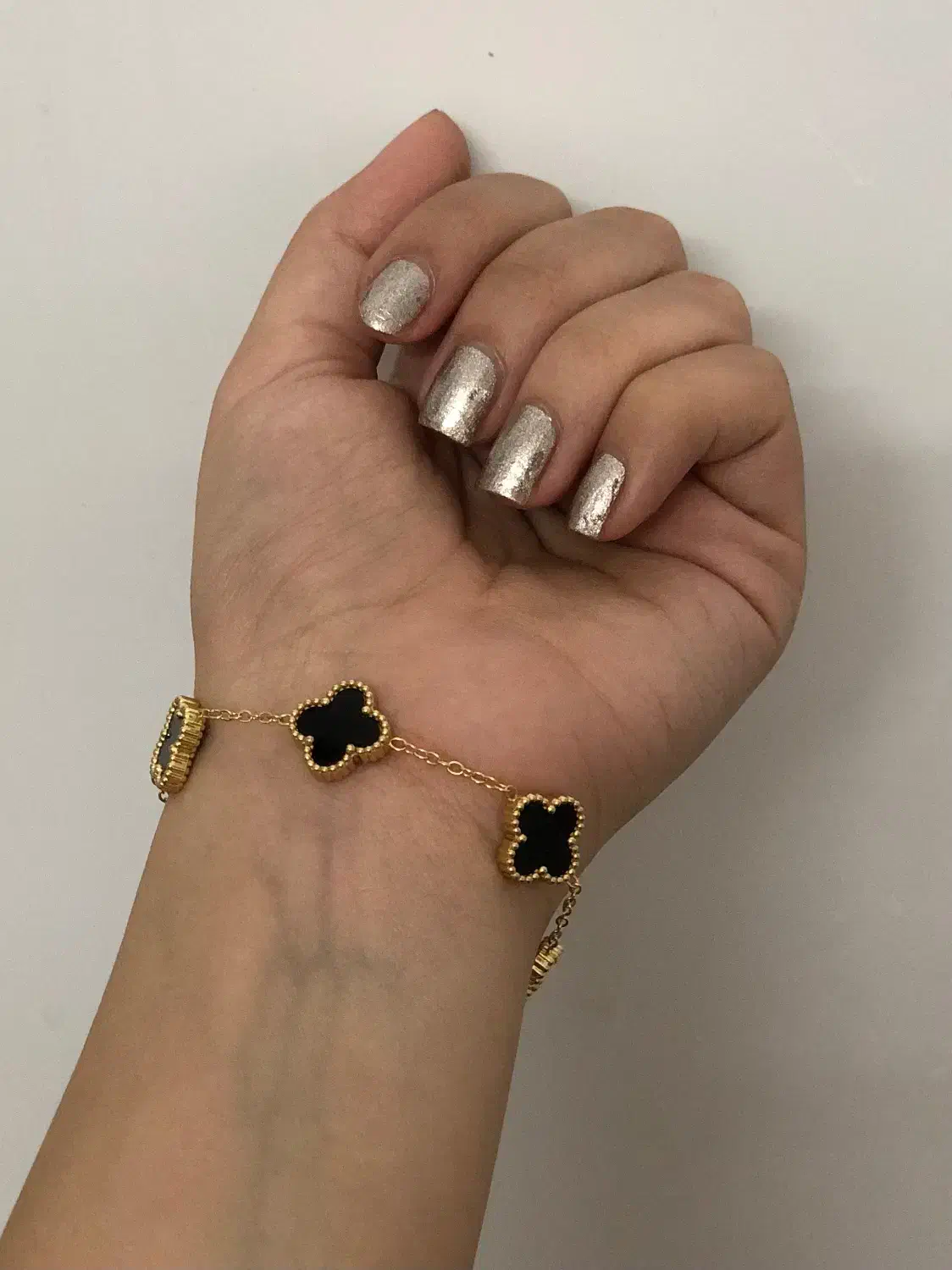 دستبند ونکلیف مشکی|بدلیجات|قم, شهدا|دیوار