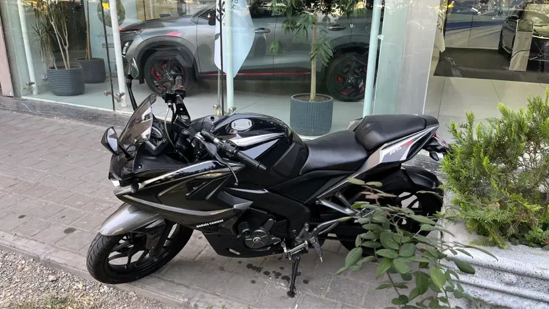 Rs200 ار اس|موتورسیکلت|تهران, آرژانتین|دیوار