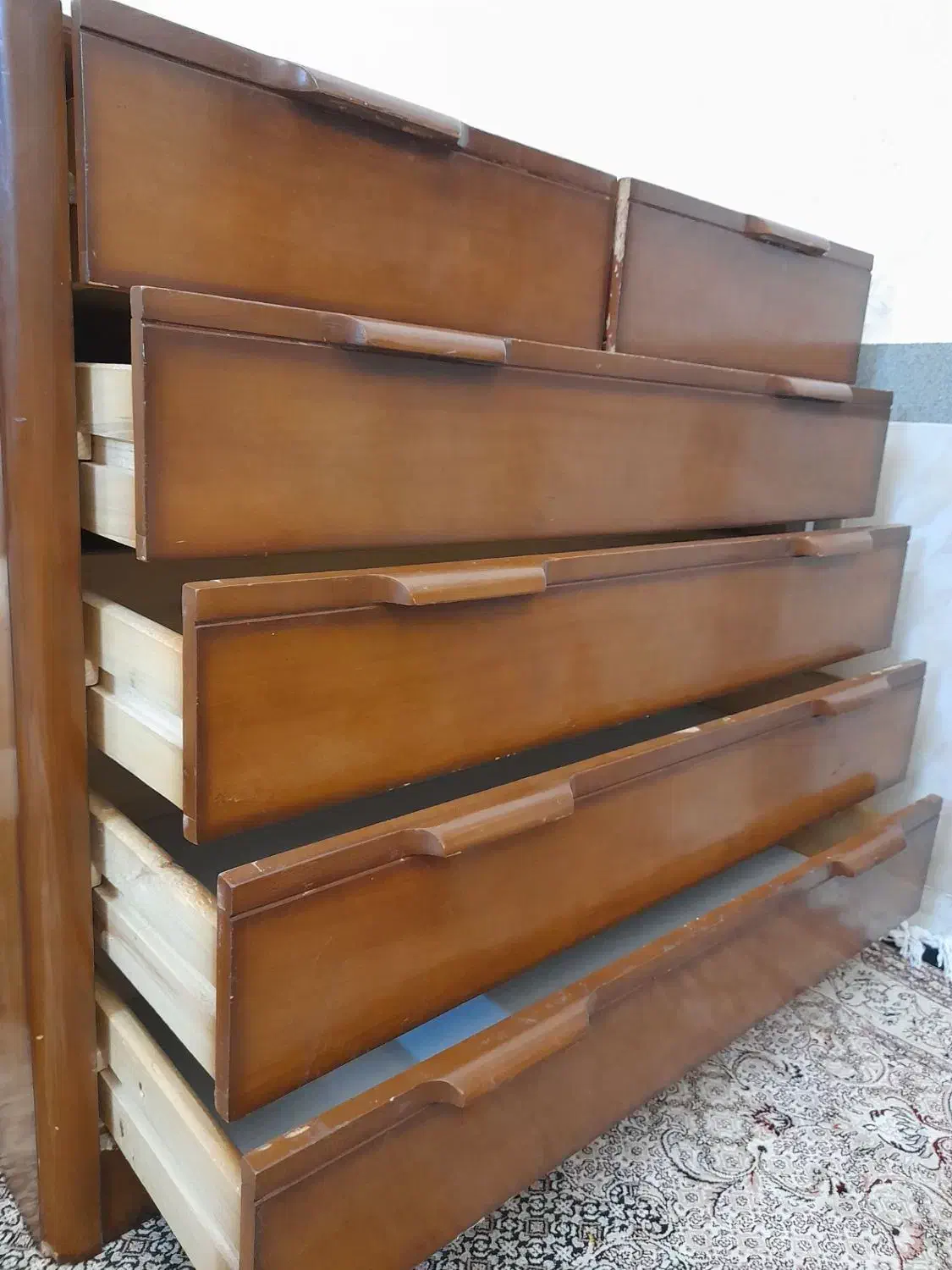 دراور چوبی  و کمد جالباسی  چوبی در حد نو|جاکفشی، کمد، دراور|مرند, |دیوار