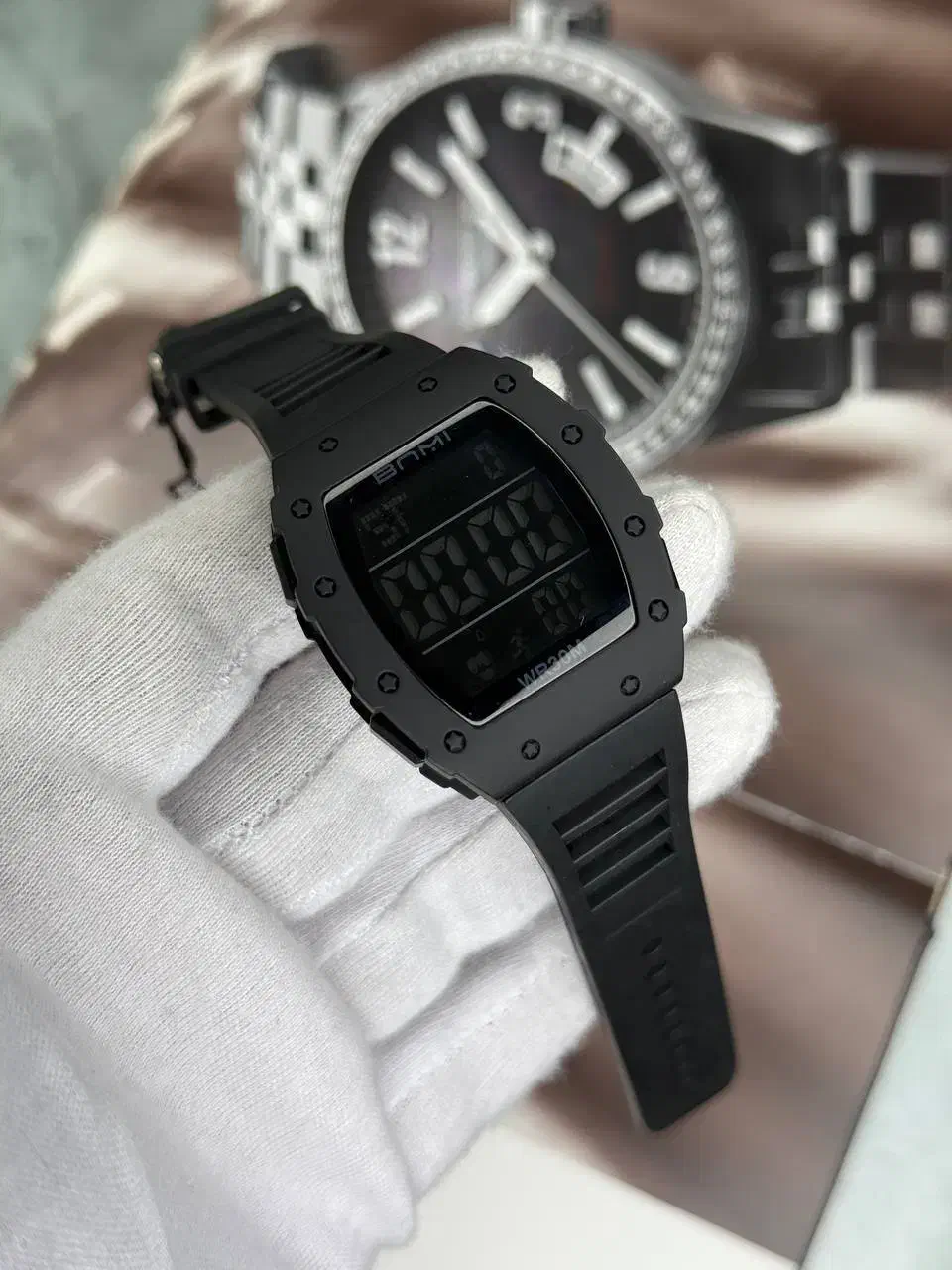 ساعت بنمی طرح ریچارد میل|ساعت|قم, ارم|دیوار